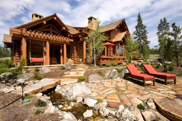 Man nhan 12 mau biet thu go sang trong, dep me ly