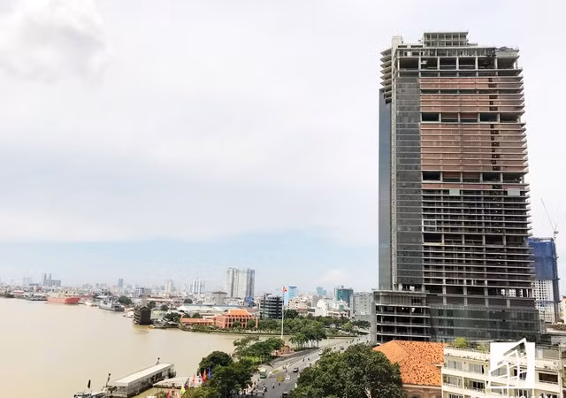 Ong chu thuc su cua cao oc Saigon One Tower vua bi siet no-Hinh-2