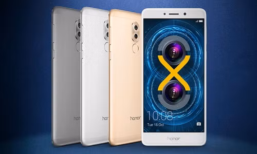 Dễ dàng nhận thấy, Huawei Honor 6X sở hữu nhiều cải tiến cả về thiết kế lẫn cấu hình so với người tiền nhiệm Honor 5X.