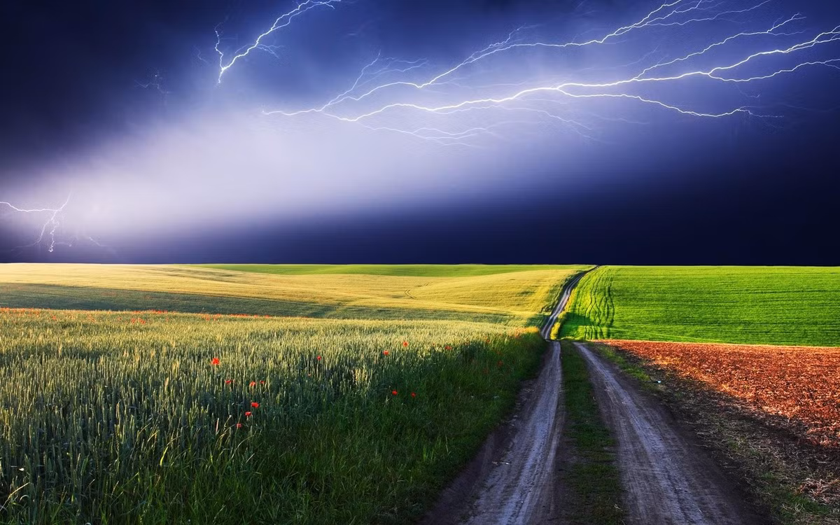 Sự giận dữ của thiên nhiên. Ảnh: Desktopimages.