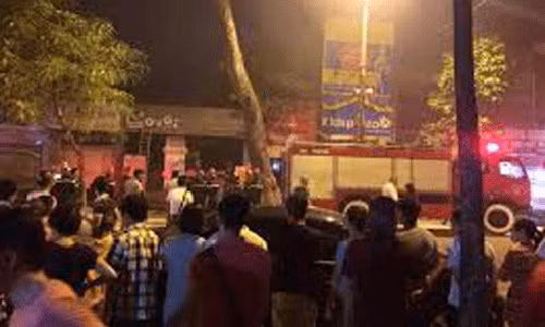 May hut khoi, quat hut mui-thu pham gay chay tai cac nha hang