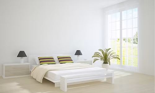 Màu siêu trắng vừa đơn giản vừa cho chủ nhà dễ dàng chọn nội thất trang trí hay thay đổi phong cách căn nhà. Ảnh: Interior Housing.