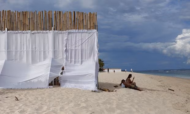 Vua A rap Saudi nghi mat, bien Indonesia ram rap nhu tap tran-Hinh-2