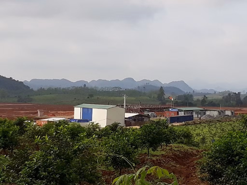 Trang trại chăn nuôi bao gồm 5.000 lợn nái và 40.000 lợn thịt. Ảnh: Đình Tuân/Songlamplus.