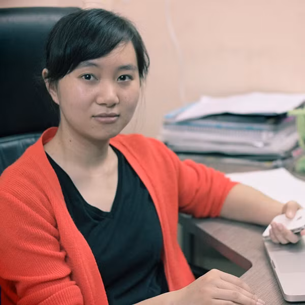 Nguyễn Trần Thảo Nguyên là con gái ông Nguyễn Quang Hòa, Phó Chủ tịch HĐQT CTCPThương mại xuất nhập khẩu Thiên Nam (TNA). Cô được coi là một trong những nữ 9X triệu phú USD trẻ nhất trên sàn chứng khoán Việt Nam. Ảnh: Vietq.