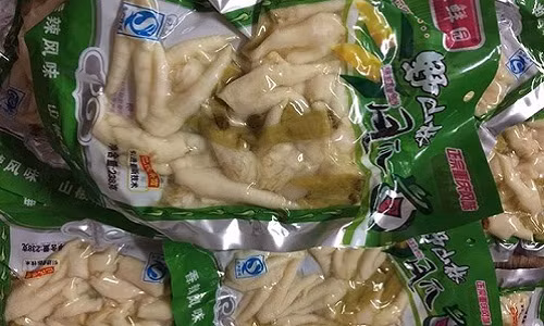 Chan ga muoi Trung Quoc 9 thang khong hong tran "cho mang"