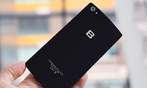 Dư luận đang xôn xao trước việc Bphone 2 sẽ chính thức ra mắt vào đầu tháng 8. Sự kiện ra mắt BPhone 2 được cho là tổ chức tại Hà Nội với quy mô hoành tráng hơn BPhone 1. Ảnh: Vietnamnet.