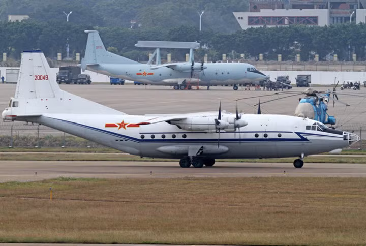 Sáng nay (8/6), lực lượng tìm kiếm cứu nạn của Myanmar đã tìm thấy 3 thi thể nạn nhân và mảnh vỡ của chiếc máy bay ở khu vực cách thị trấn Launglon, miền nam Myanmar, khoảng 35 km. (Ảnh minh họa: Airliners.net)