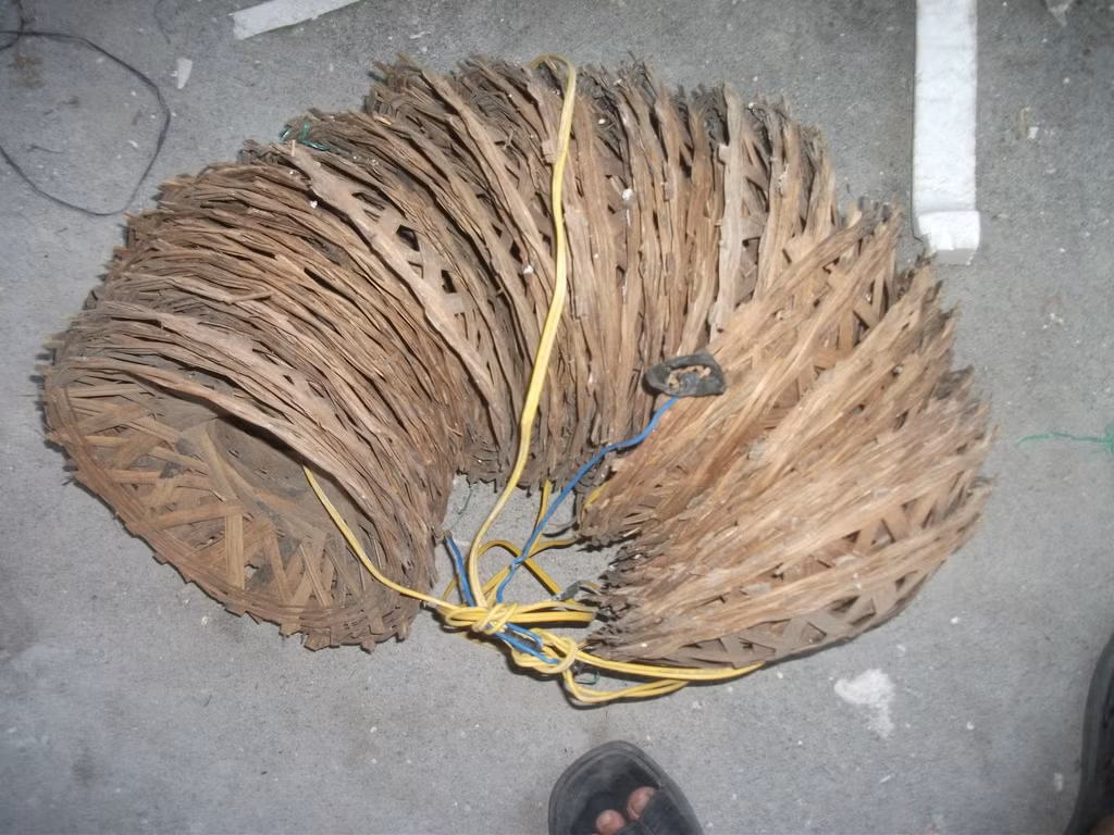 Rế lót nồi bằng tre, nứa. Ảnh: Nhatrangclub.