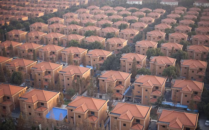 Ngôi làng giàu nhất Trung Quốc nổi tiếng với mức sống xa hoa ngoài sức tưởng tượng.