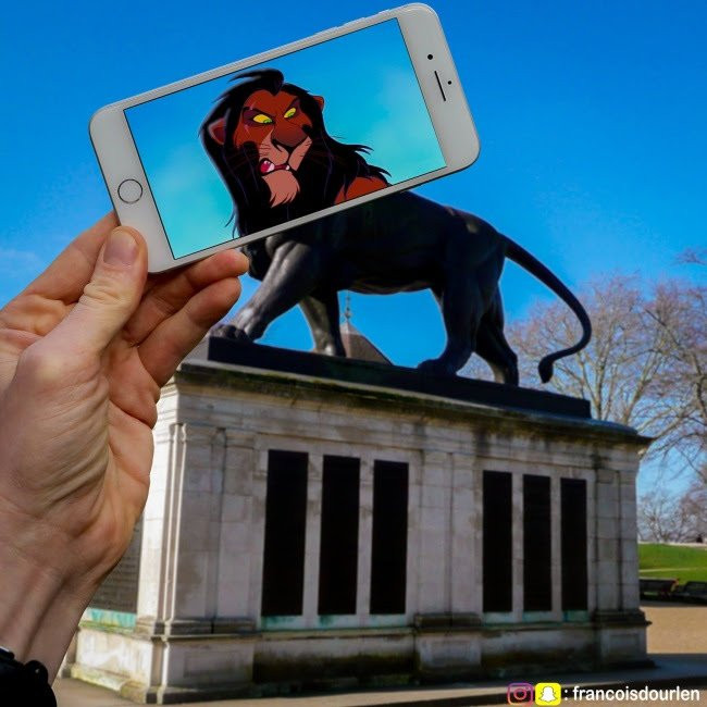 Bức tượng sư tử sống động hơn rồi.