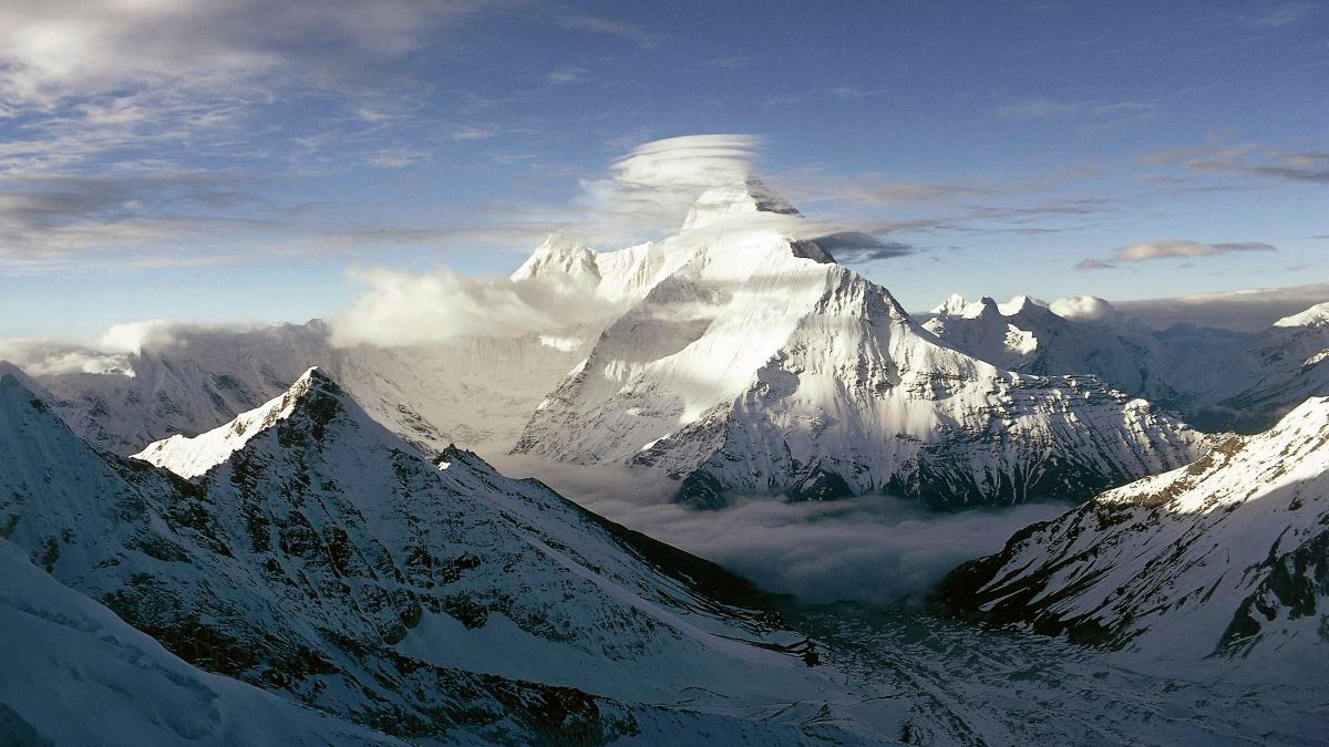 Ky di kham pha nui la tren Himalaya, 7 xac khong hon tro ve-Hinh-2