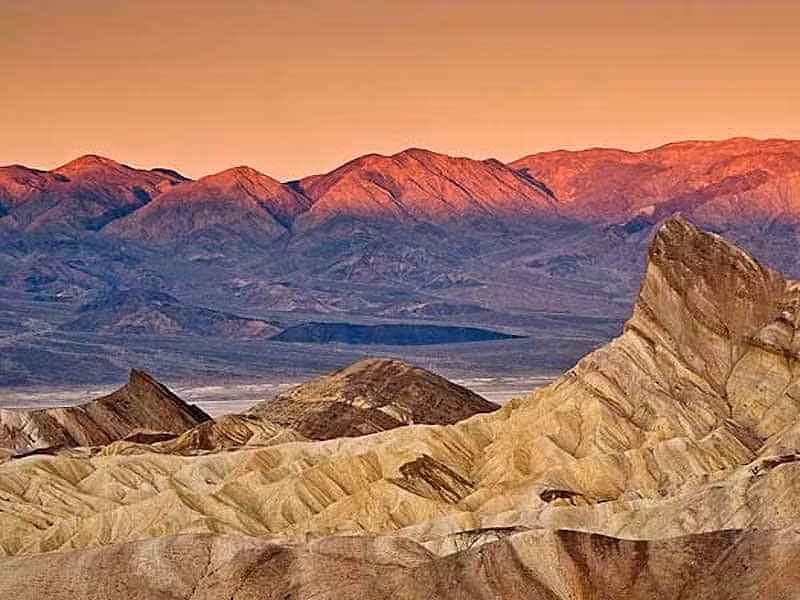 Tirat Zvi là một thung lũng ở Israel, phía tây biên giới Israel - Jordan