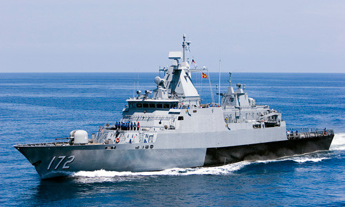 Tàu tuần tra biển cỡ lớn KD Pahang – loại tàu chuyên nhiệm tìm kiếm cứu hộ cứu nạn trên biển.