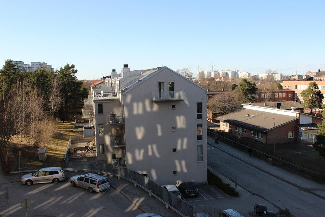 Những vệt nắng chiếu trên tường của ngôi nhà này thực sự trông giống như một bộ nhiễm sắc thể.