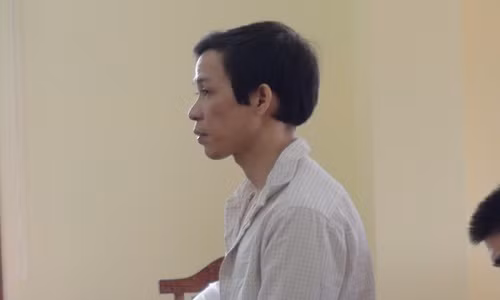 Y an tu hinh ke giet nguoi yeu bang 19 nhat dao