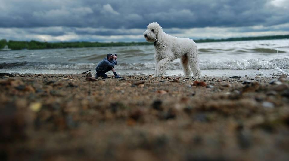 Christopher và Juji.