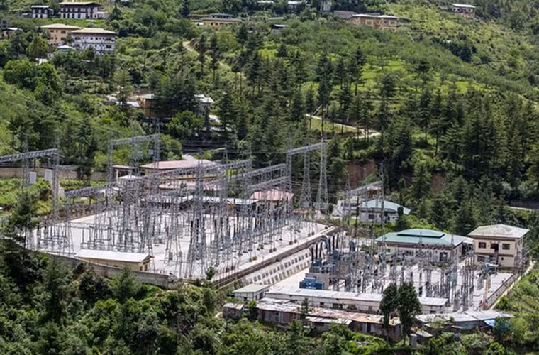 Trạm điện biến áp ở Thimphu.
