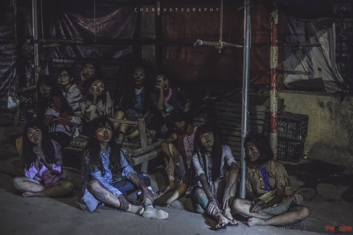 Không chỉ lưu lại những kí ức tuổi học trò, qua buổi chụp kỷ yếu lần này các bạn trẻ tuổi teen đã có một ngày “xõa hết mình”. Và chắc chắn đây là những hồi ức đẹp mà các bạn mãi luôn nhớ về.