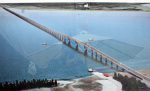 Can canh cong truong cau vuot bien dai nhat Viet Nam