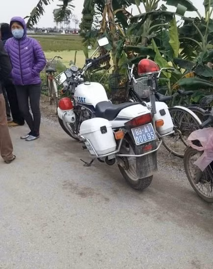 Vu CSGT truy duoi nguoi vi pham gay tai nan: Tam dinh chi 3 CSGT-Hinh-2