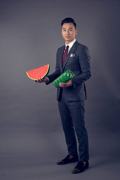 Hay như so sánh với MC Phan Anh, Thành Trung bộc bạch: “Nói về những người anh yêu mến, ở lĩnh vực MC, Phan Anh là cái tên mà Thành Trung đặc biệt chú ý. 