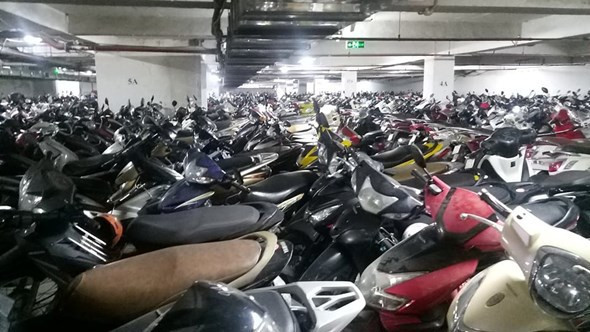 Không được để xe tại tầng có lối thoát nạn Khong duoc de xe tai tang co loi thoat nan