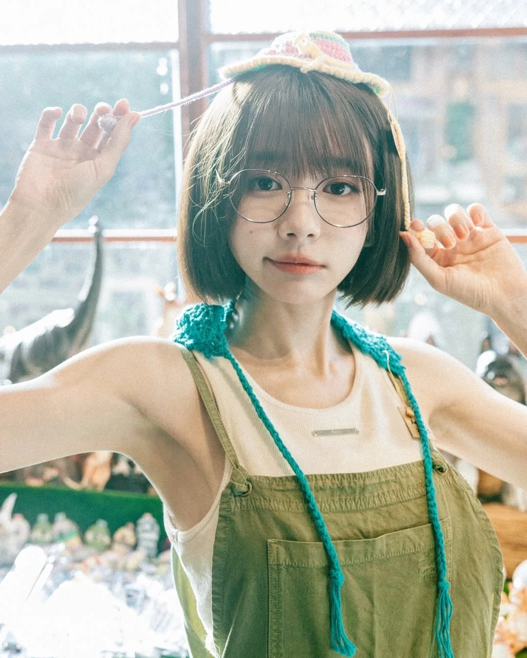 Cô trở nên nổi tiếng tại Hong Kong nhờ vai diễn trong bộ phim tình cảm kinh dị Vampire Cleanup Department ra mắt năm 2017.