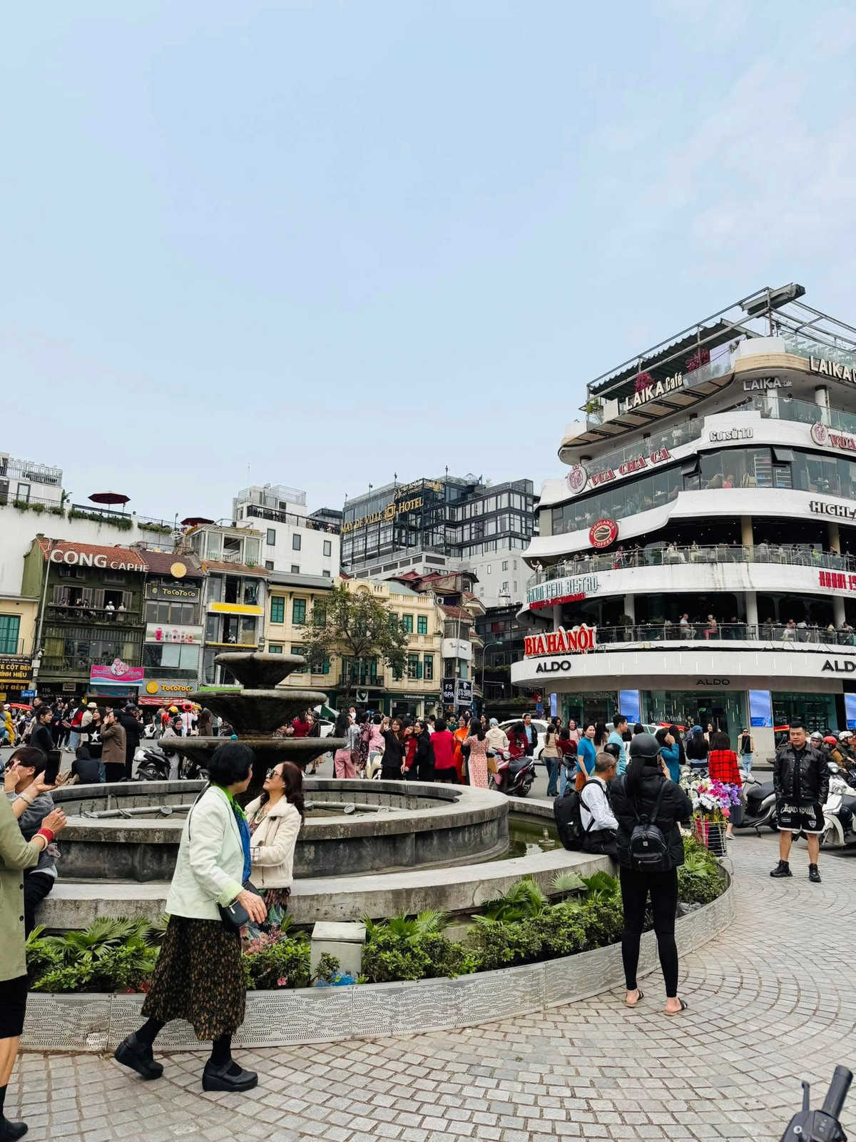 Đây là một phần trong dự án cải tạo, chỉnh trang và tái thiết khu vực hồ Hoàn Kiếm - một khu vực mang giá trị lịch sử và văn hóa đặc biệt.