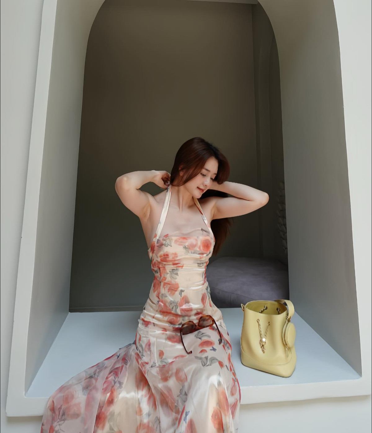 Bên cạnh vẻ ngoài xinh đẹp, Thiều Bảo Trang còn ghi đố với gu thời trang tinh tế và biết cách tửa chọn phong cách phù hợp.