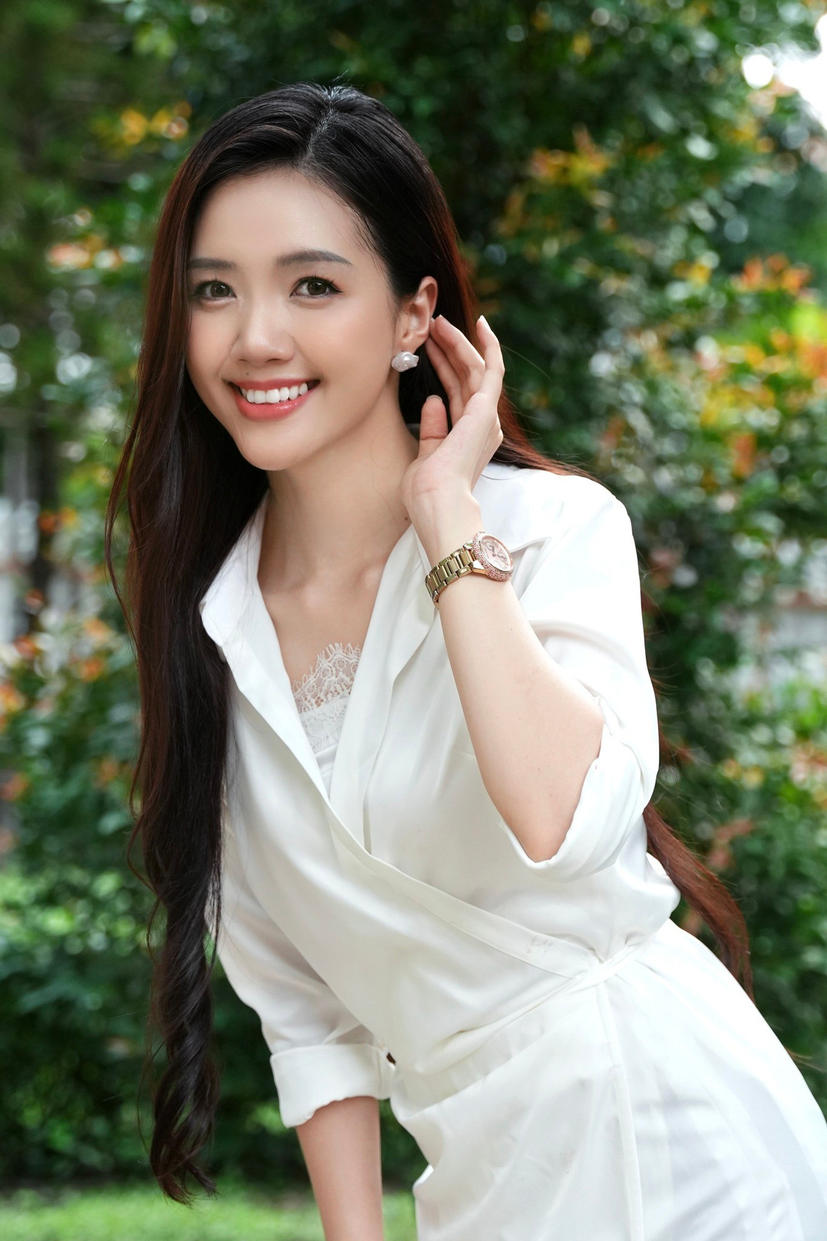 Dù là trong những bộ váy dạ hội lộng lẫy hay trang phục thể thao năng động, Mỹ Vân luôn thể hiện được sự tự tin và phong thái chuyên nghiệp.