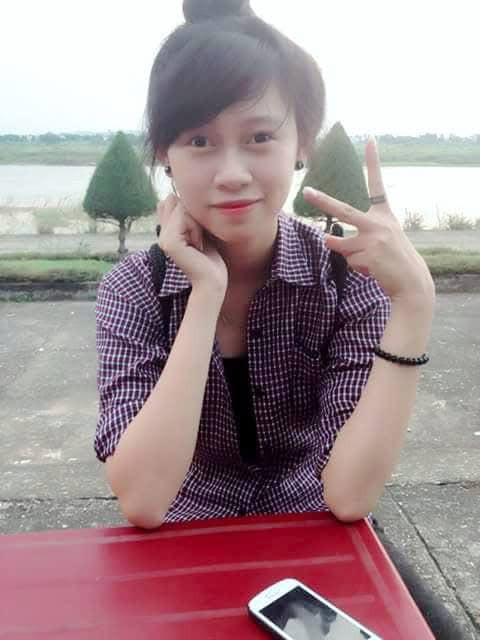 Chiếc áo sơ mi caro - hot item của nhiều "dân chơi" một thời.