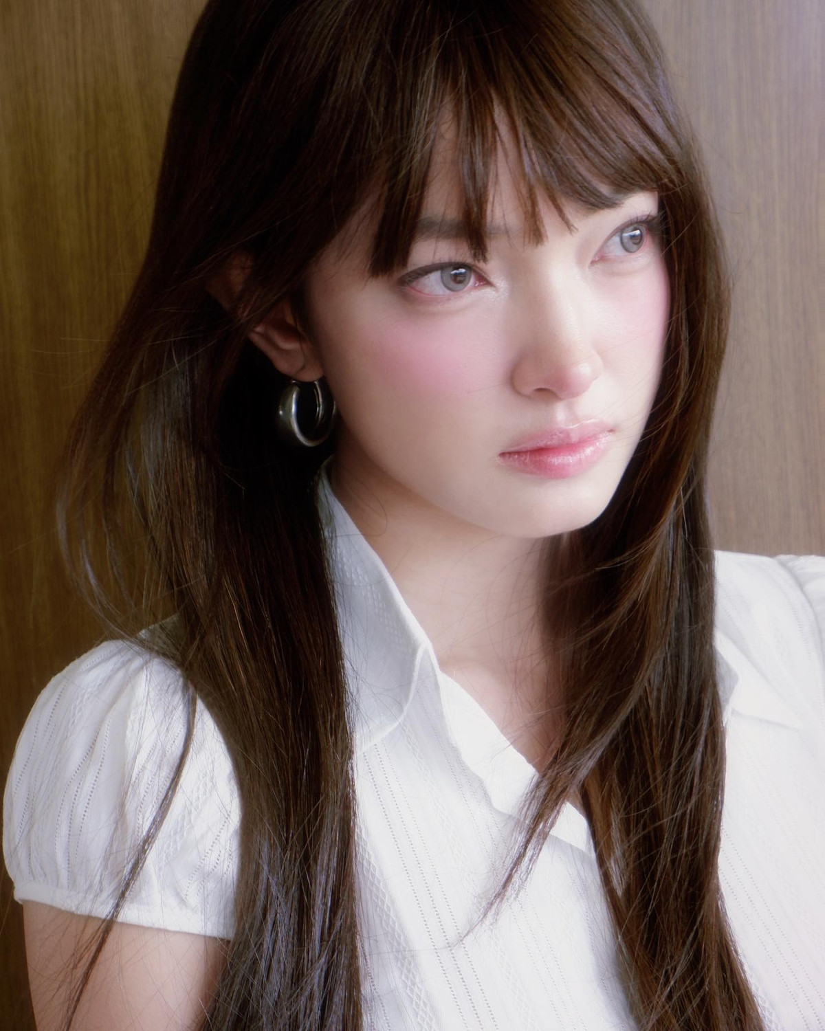 Là một fashionista có tầm ảnh hưởng, Châu Bùi được biết đến với phong cách sống hiện đại, tràn đầy năng lượng và luôn không ngừng thử nghiệm những điều mới mẻ. Nhiều tạo hình của cô nàng đã khiến người theo dõi phải "wow" mỗi lần xuất hiện.