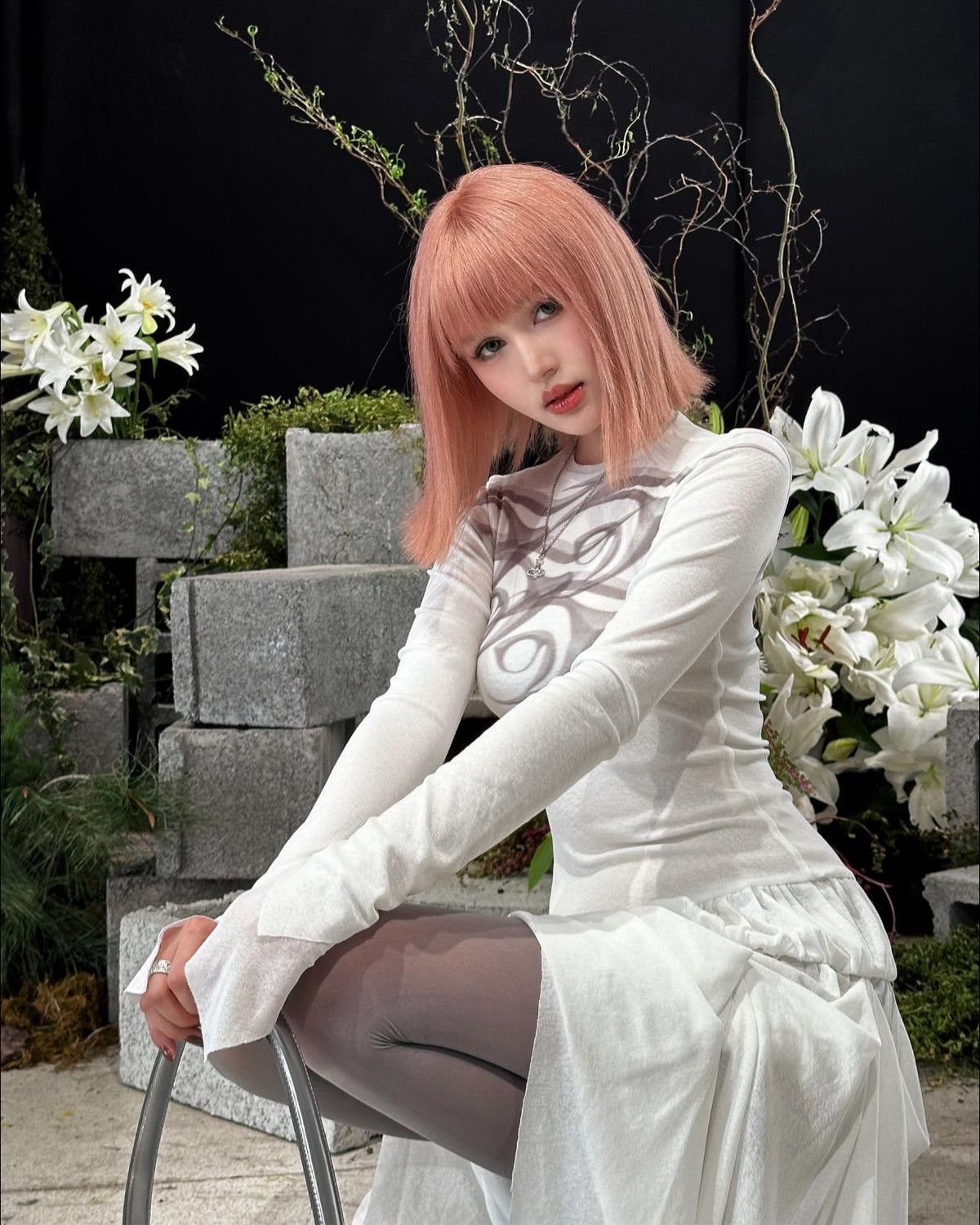 Là một hot girl có tiếng trên mạng xã hội, mọi hoạt động của Xoài Non được đăng tải đều nhận về lượng lớn sự chú ý từ netizen.