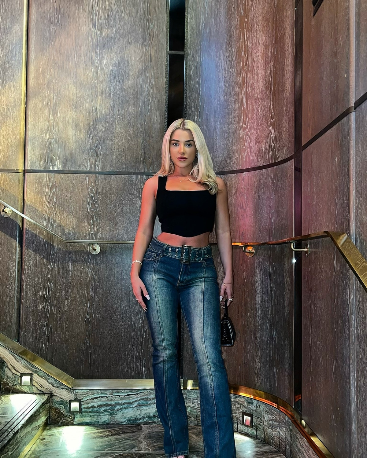 Nữ cầu thủ người Anh hiện đang khoác màu áo đội tuyển Chesham United, trước đó cô nàng từng thi đấu cho CLB Leyton Orient. Sự ra đi của cô khiến người hâm mộ thất vọng khi cầu thủ chạy cánh này chỉ trụ được chưa đầy một năm ở câu lạc bộ.