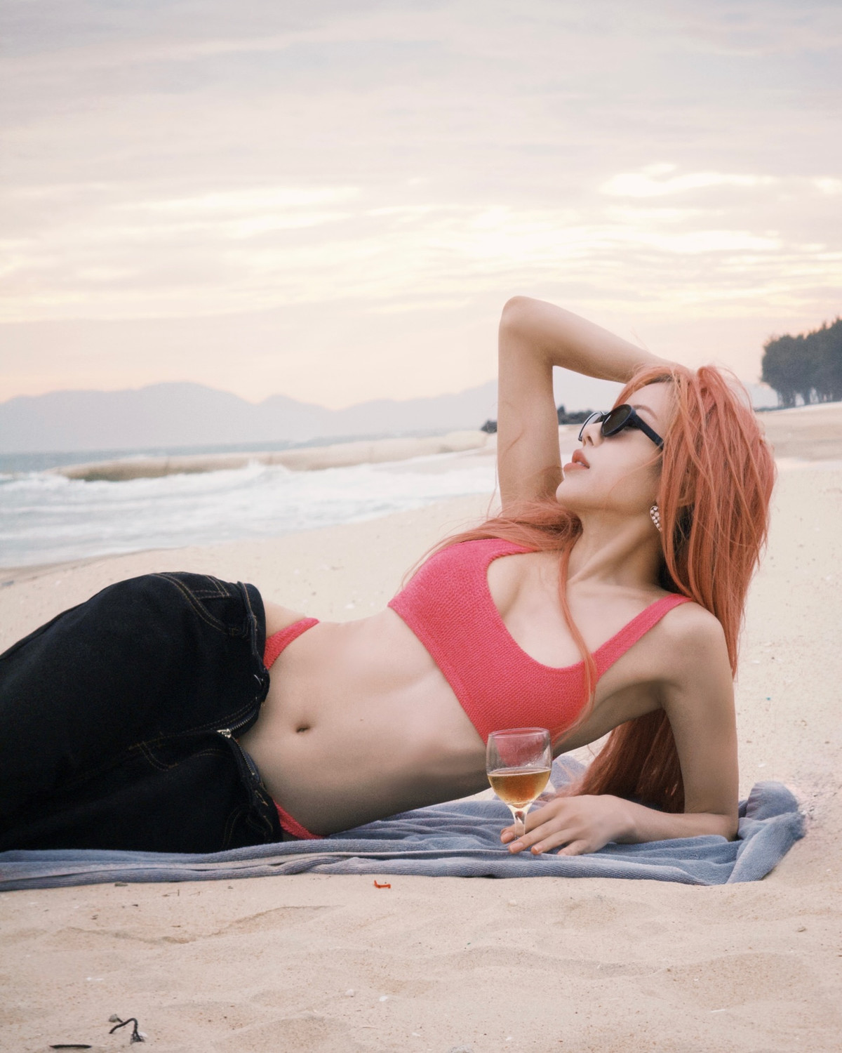 Nhờ việc chăm chỉ tập vũ đạo và thể dục, thể thao, Trang Pháp có thân hình săn chắc tuổi 35.