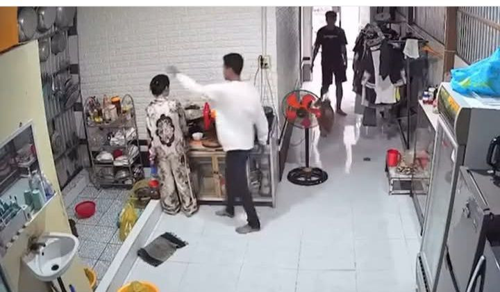 Câu chuyện ngoại tình cũng được nhiều người quan tâm không kém là của 1 cặp đôi ở Cà Mau.