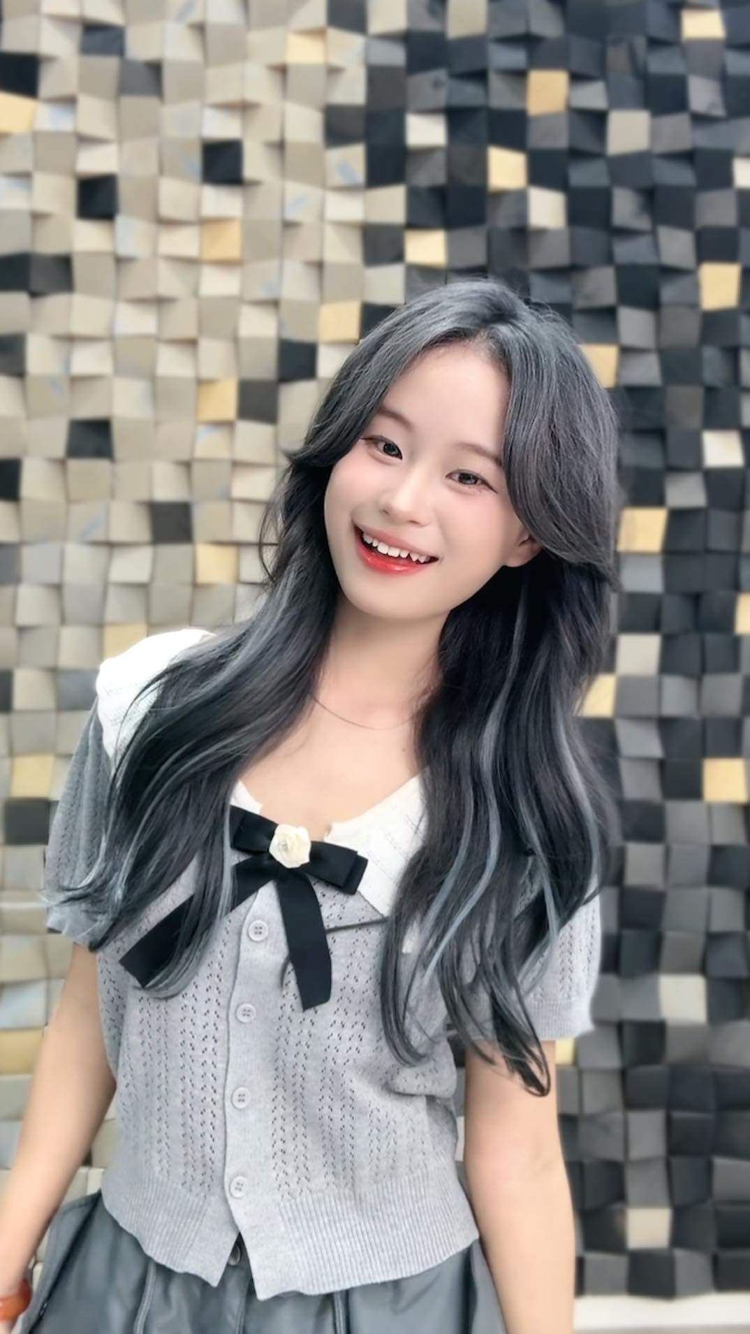 Nhiều người phải bày tỏ sự ngỡ ngàng với những pha biến hình "ảo ma" đó của cô nàng.