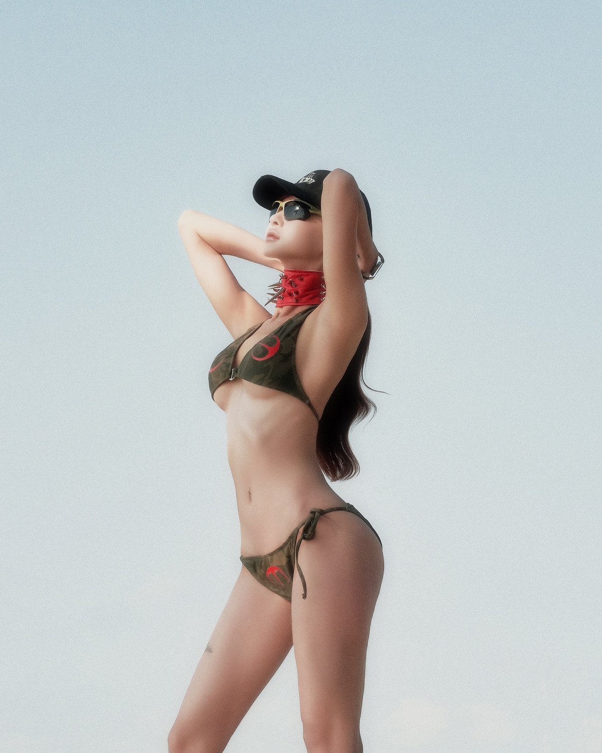 Đến hiện tại, cô nàng tập trung phát triển sự nghiệp riêng và chăm sóc con trai, thể hiện sự mạnh mẽ và độc lập trong cả cuộc sống cá nhân lẫn công việc.