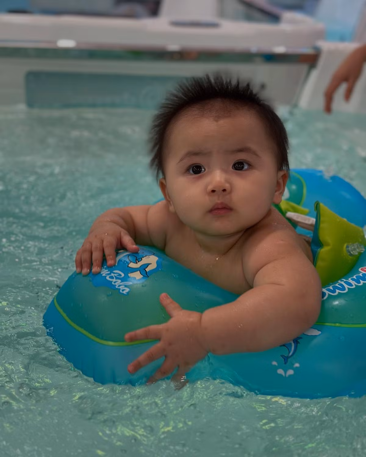 Huyền 2k4 cũng đăng tải những khoảnh khắc khác nhau từ bé đến lớn của bé Bảo Anh.