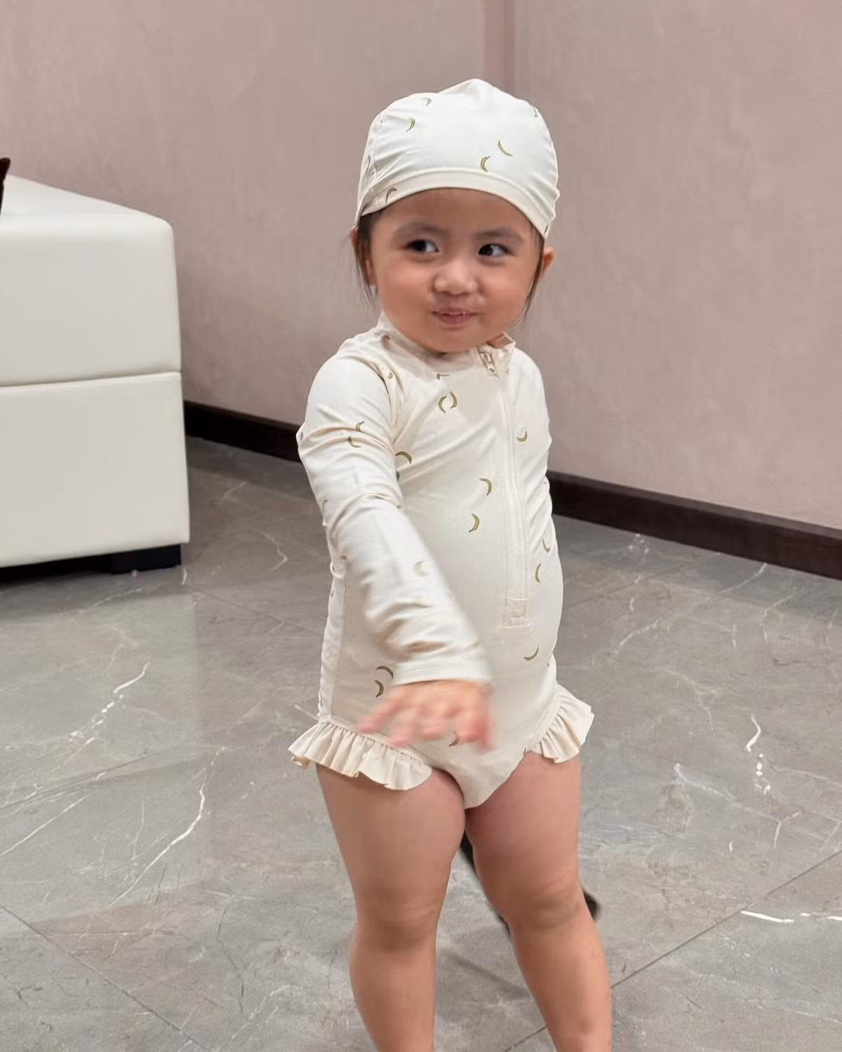 Theo như thông tin được ghi, con gái Huyền 2k4 có tên gọi là Bảo Anh. Tài khoản của bé hiện đã có hơn 55.000 lượt theo dõi.