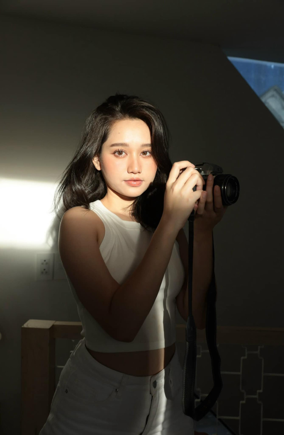 Hiện tại, Trúc Anh đang nỗ lực vượt qua giai đoạn khó khăn này. Cô chia sẻ rằng mình đã dần lạc quan hơn và sẵn sàng trở lại với công việc.