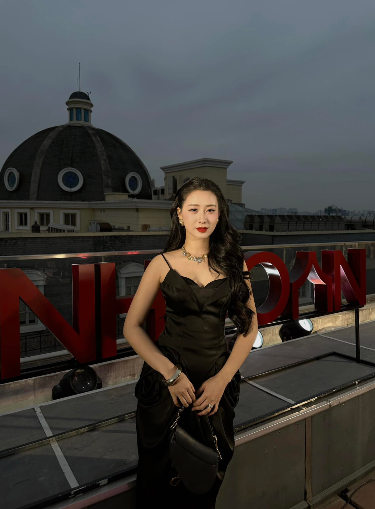 Sau 4 năm kể từ ngày gây sốt tại "Người ấy là ai", Kiều Ly đã lấy chồng và có cuộc sống hôn nhân nhiều màu sắc bên anh chồng đạo diễn tên Đức Anh.