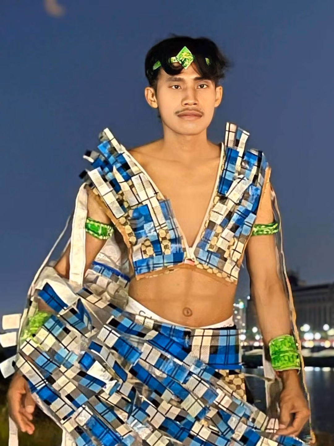 Nhiều người thường định nghĩa về tiêu chuẩn của một Nam vương là ngoại hình cân đối, cao ráo, thân hình chuẩn chỉnh. Thế nhưng Thai Lai sở hữu ngoại hình gần như đi ngược tất cả các quy chuẩn: chiều cao có phần khiêm tốn, thậm chí còn khá gầy, gương mặt không quá xuất sắc theo thị hiếu của số đông.