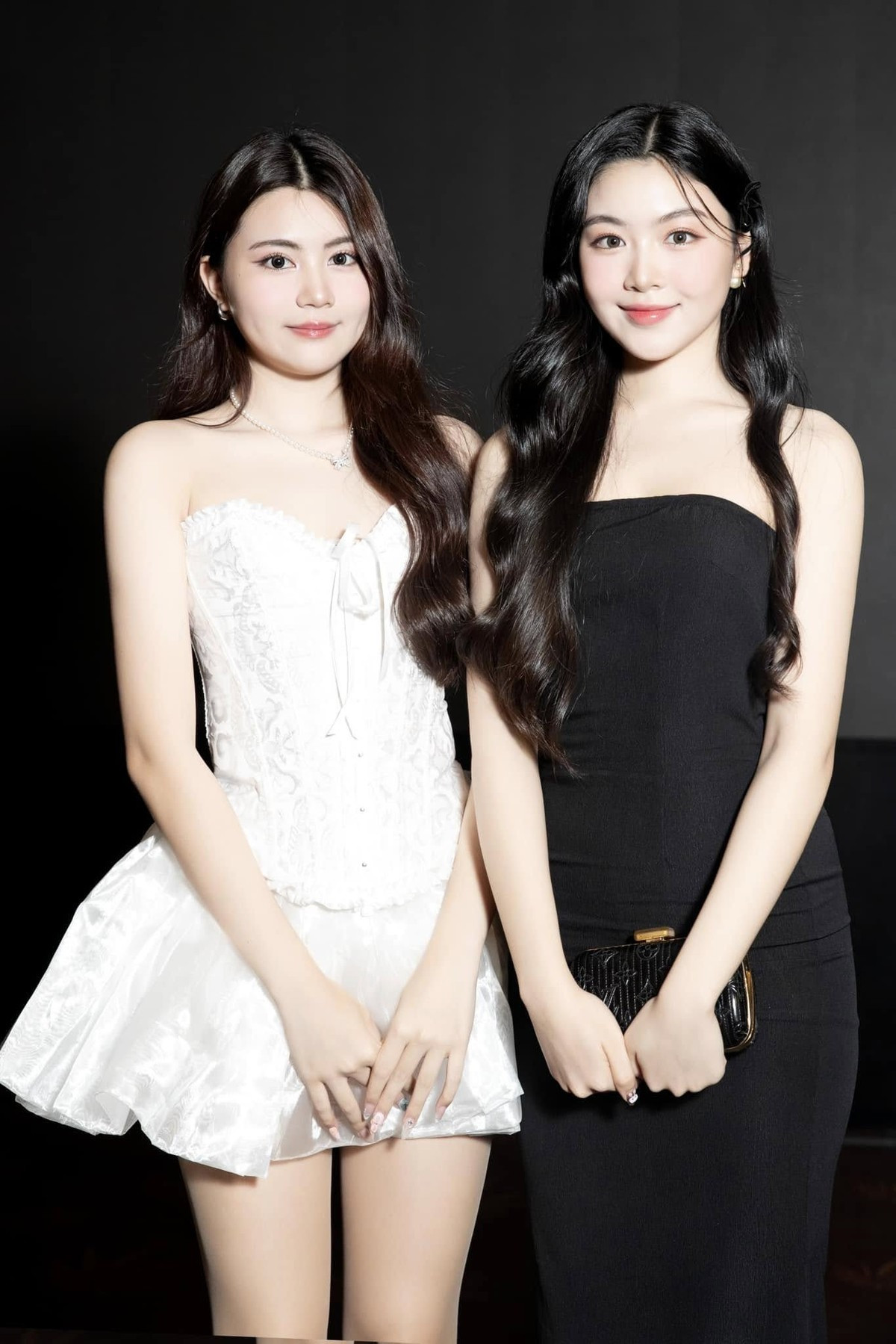 Dù ít xuất hiện hơn chị gái Lọ Lem, Thảo Ngọc vẫn nhận được sự quan tâm đặc biệt từ công chúng nhờ vẻ đẹp dịu dàng và cuốn hút.