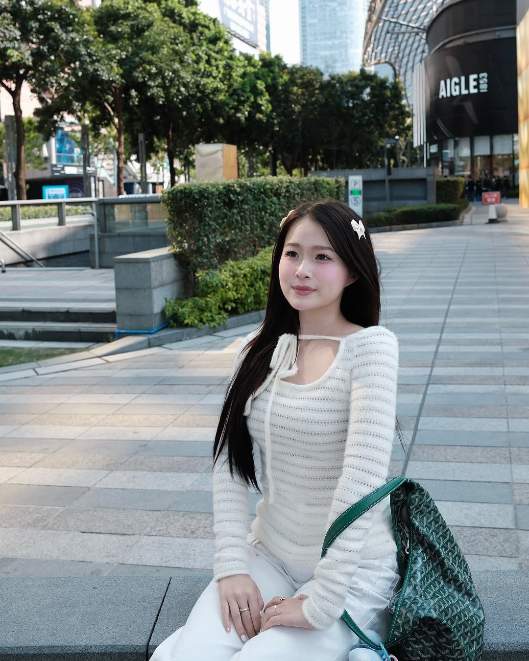 Cô nàng là nguồn cảm hứng cho giới trẻ trong việc theo đuổi đam mê và tự chủ tài chính.