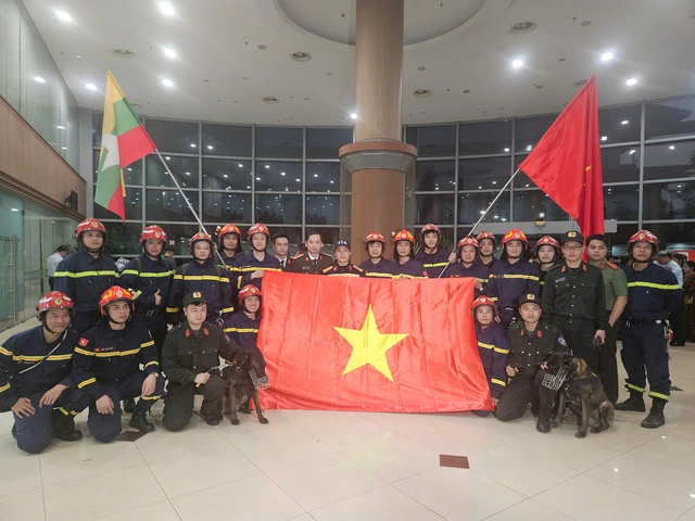 Doi cuu ho Viet Nam bat dau tim kiem nan nhan dong dat tai Myanmar