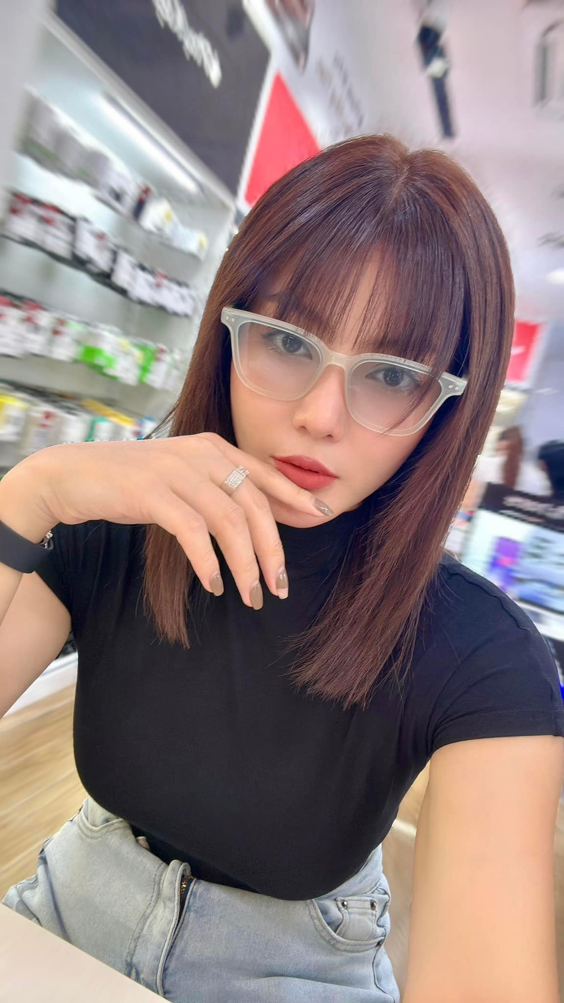 Về chuyện đời tư, đầu năm ngoái, Thanh Hương bất ngờ thông báo đã ly hôn chồng doanh nhân.