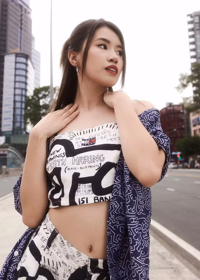 Giữa lúc netizen đang đồn đoán liệu Pháo có liên quan gì đến câu chuyện đấu tố nhau giữa ViruSs và Ngọc Kem thì mới đây, cô nàng rapper tài năng đã lên sóng diss track mang tên Sự Nghiệp Chướng. Những lời lẽ thẳng thắn, sắc sảo trong bài rap khiến cộng đồng mạng phải replay lại nhiều lần để "thấm thía" những lời ẩn ý trong đó. Nhiều người nhận xét Sự Nghiệp Chướng là bản rap diss hay nhất từ trước đến nay của Pháo nói riêng, cũng như làng nhạc rap Việt nói chung.