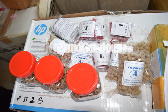 Truoc thuoc chua ung thu than tre Vinaca, hang loat vu thuoc gia bi phanh phui-Hinh-6